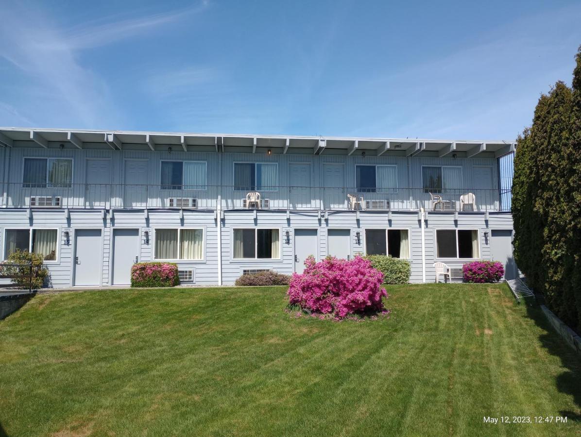 Cocusa Motel Burlington Exterior photo