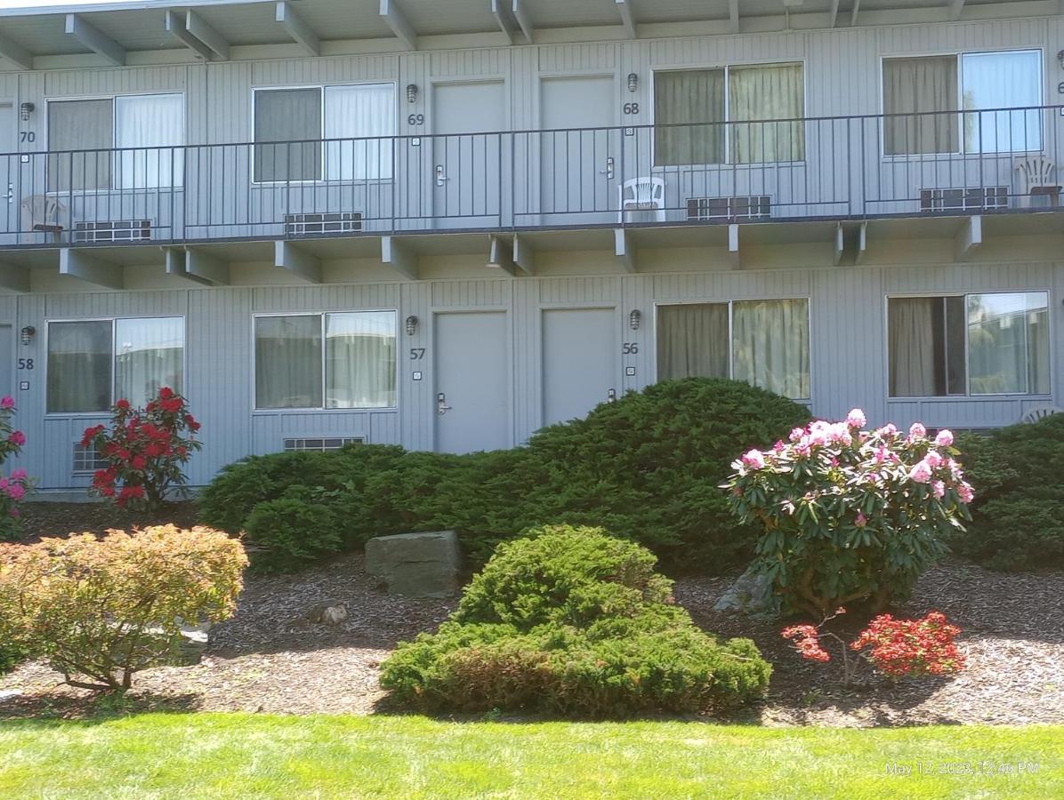 Cocusa Motel Burlington Exterior photo