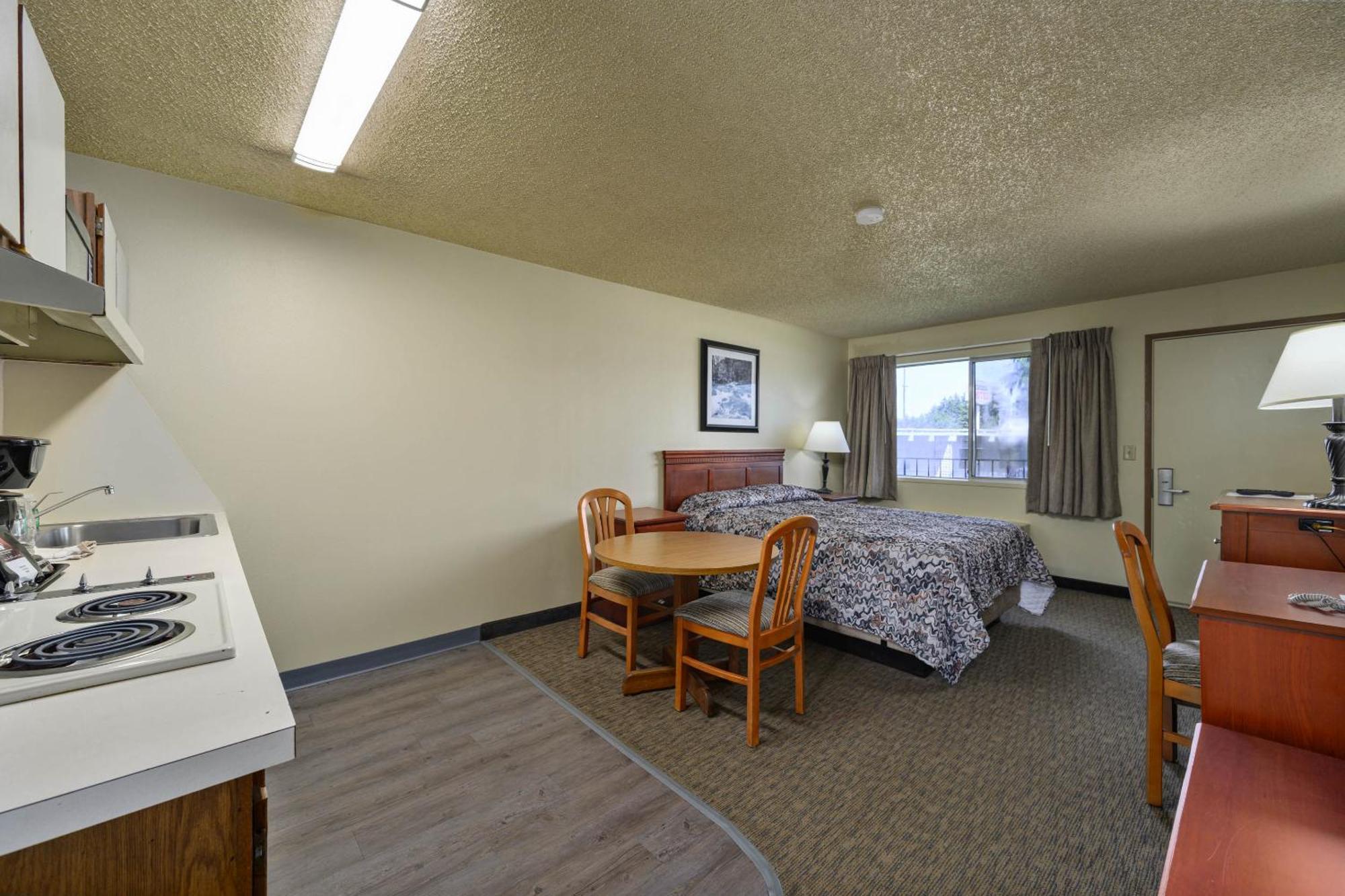 Cocusa Motel Burlington Exterior photo